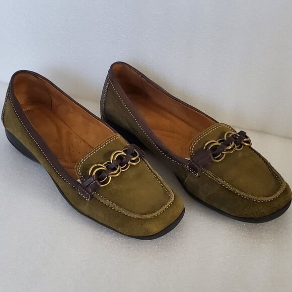 Sage Suede Naturalizer Shoes. Size 7½W - Picture 10 of 12